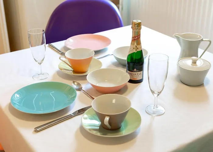 六十年代公寓 *