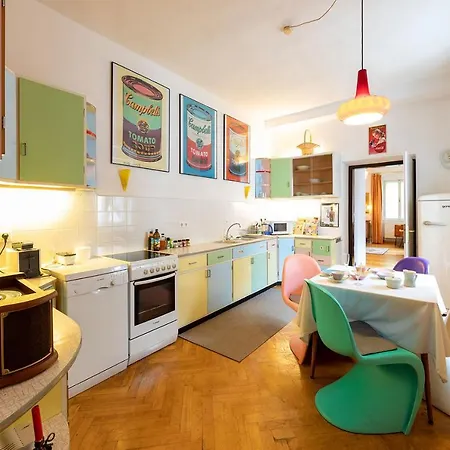 Apartment Sixties *